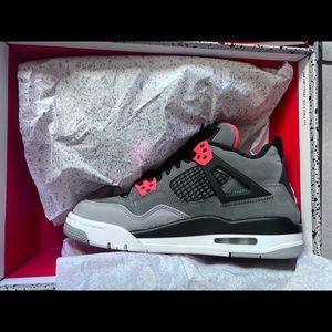 Jordan 4 Retro